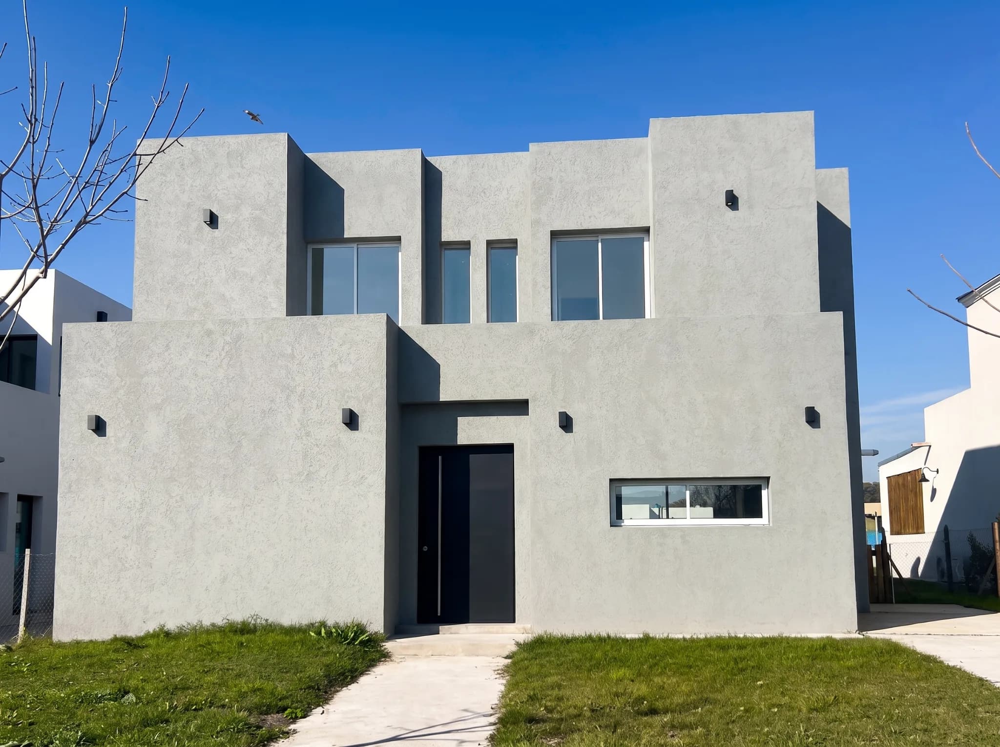Casa a Estrenar de 4 Ambientes en Santa Lucía
