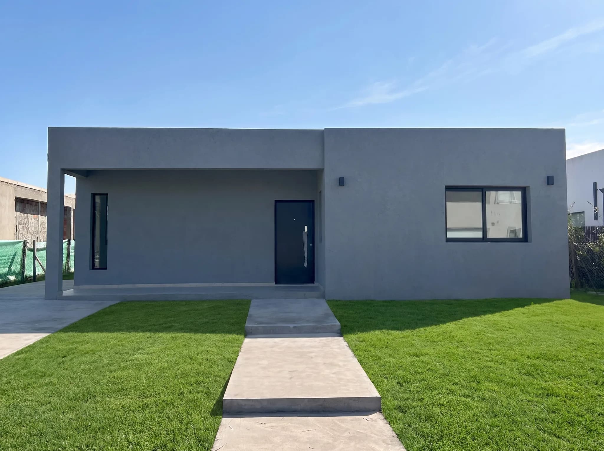 Casa a Estrenar de 5 Ambientes en Santa Lucía